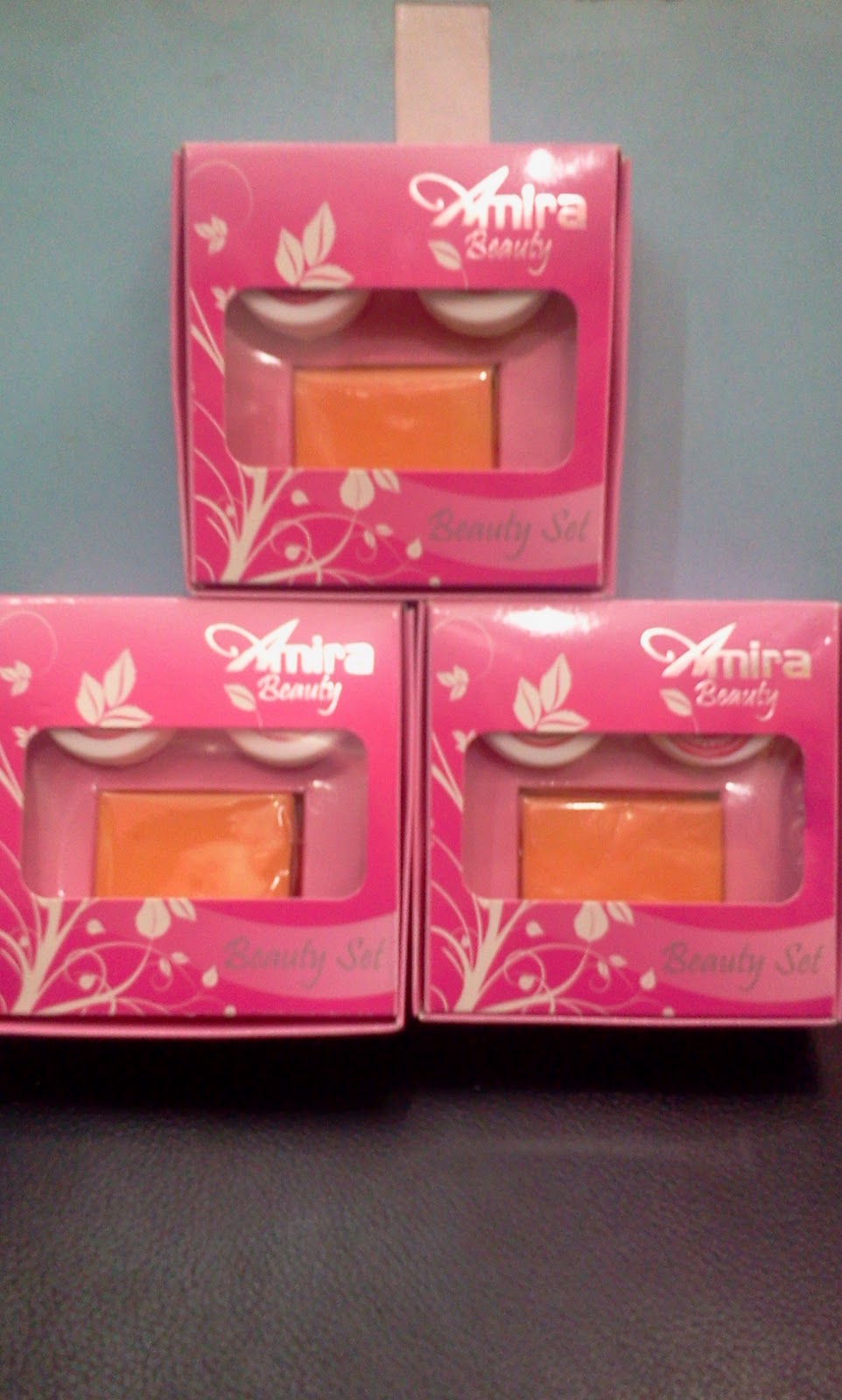 AMIRA BEAUTY HOUSE: Random pictures of Amira Beauty products.